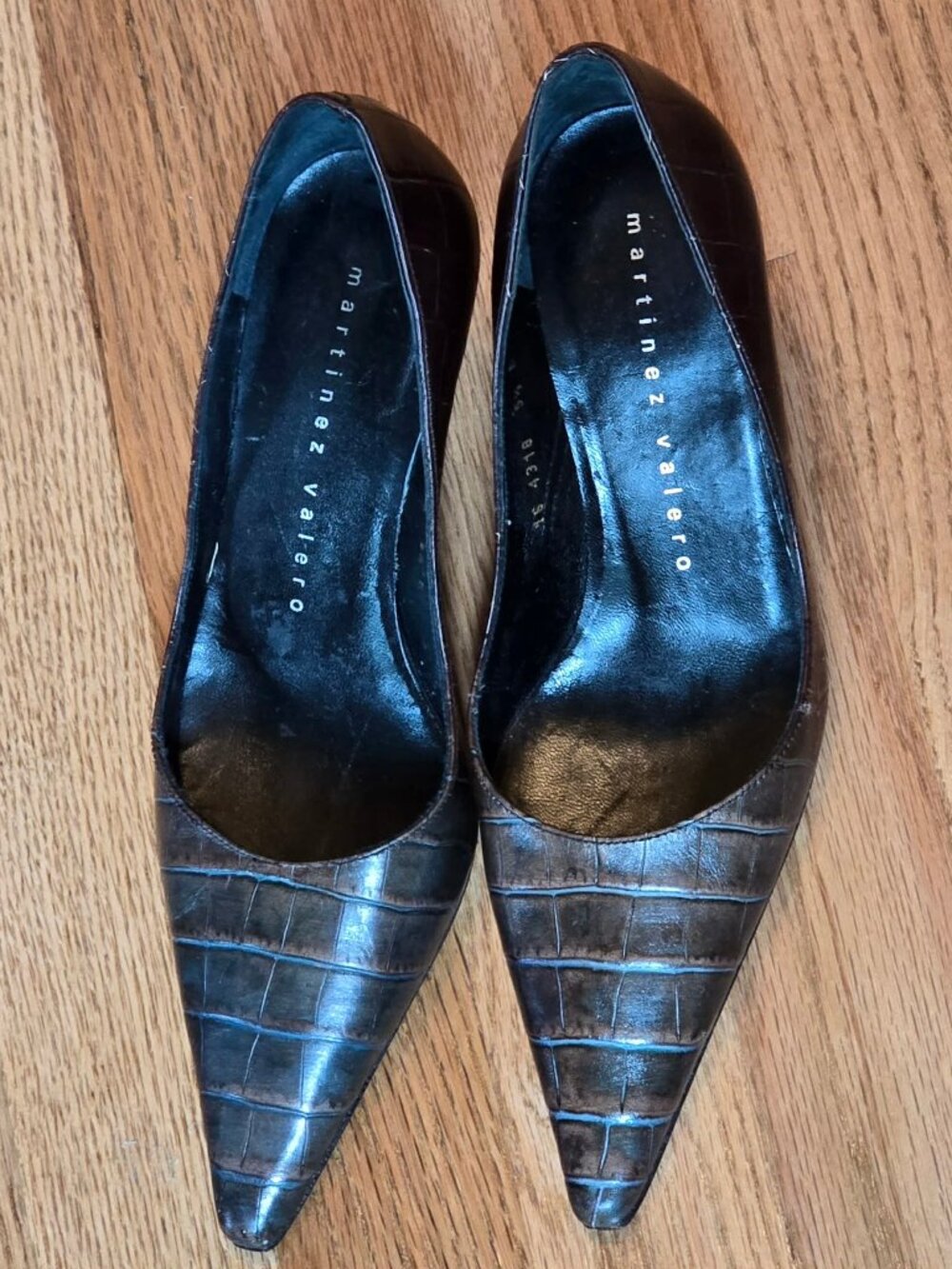 Martinez Valero Leather Pumps